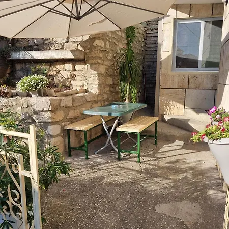 Villa House Vesela